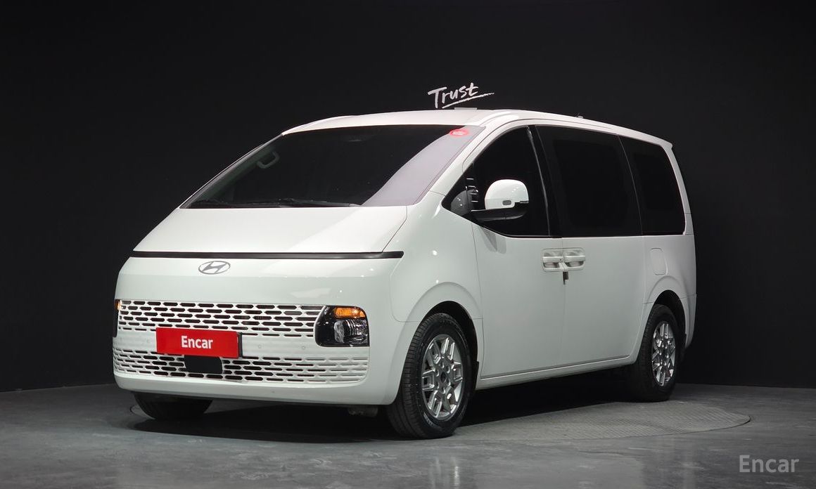 Hyundai Staria 2025