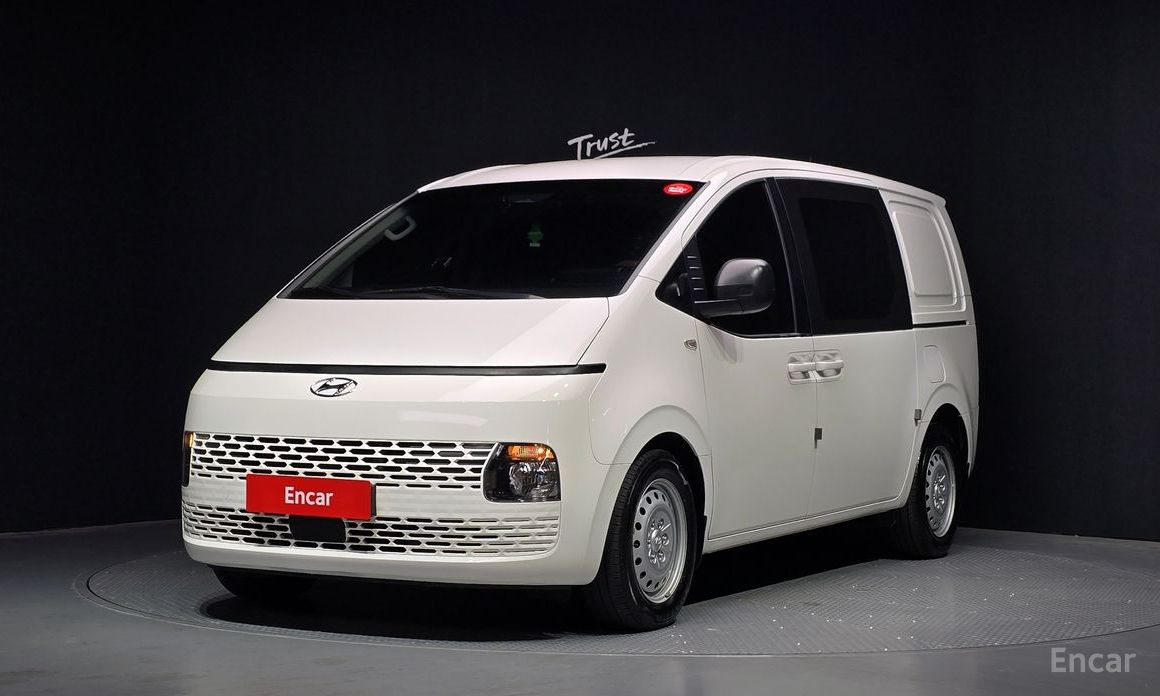 Hyundai Staria 2023