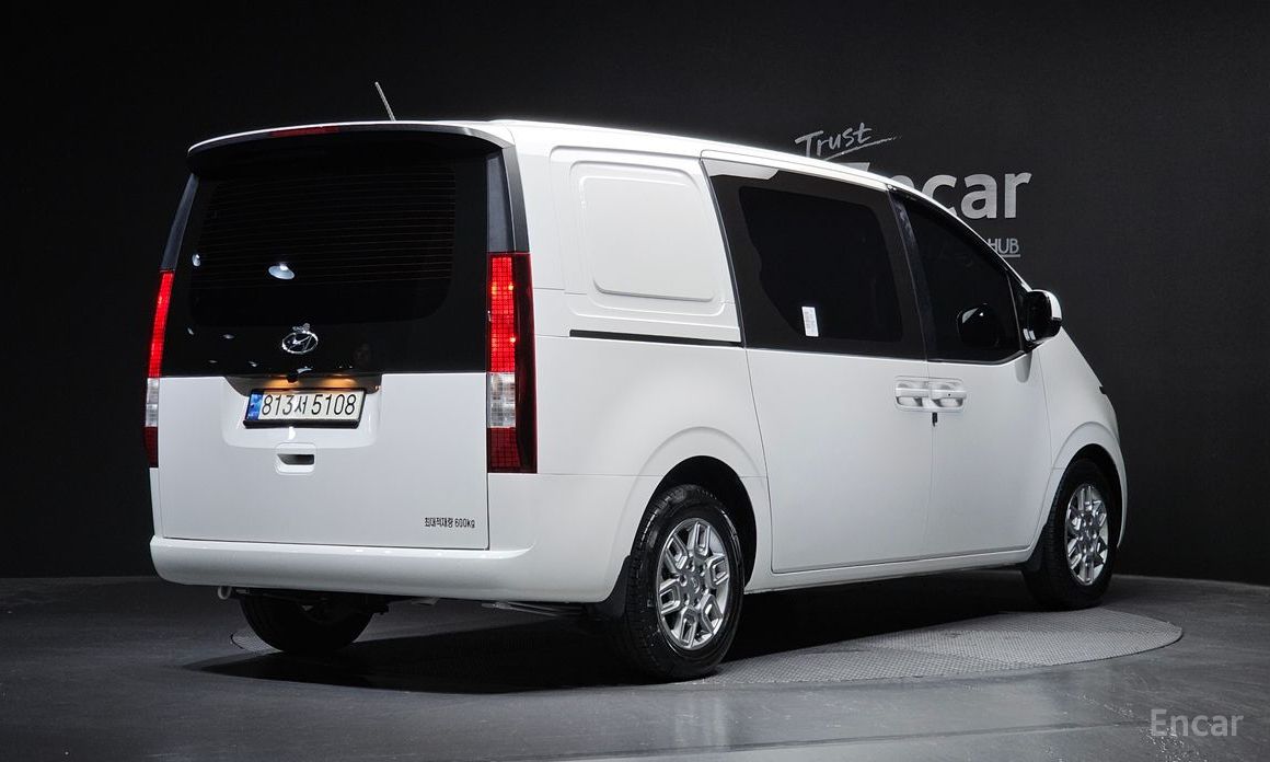 Hyundai Staria 2022