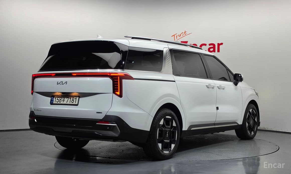 Kia Canival 2024