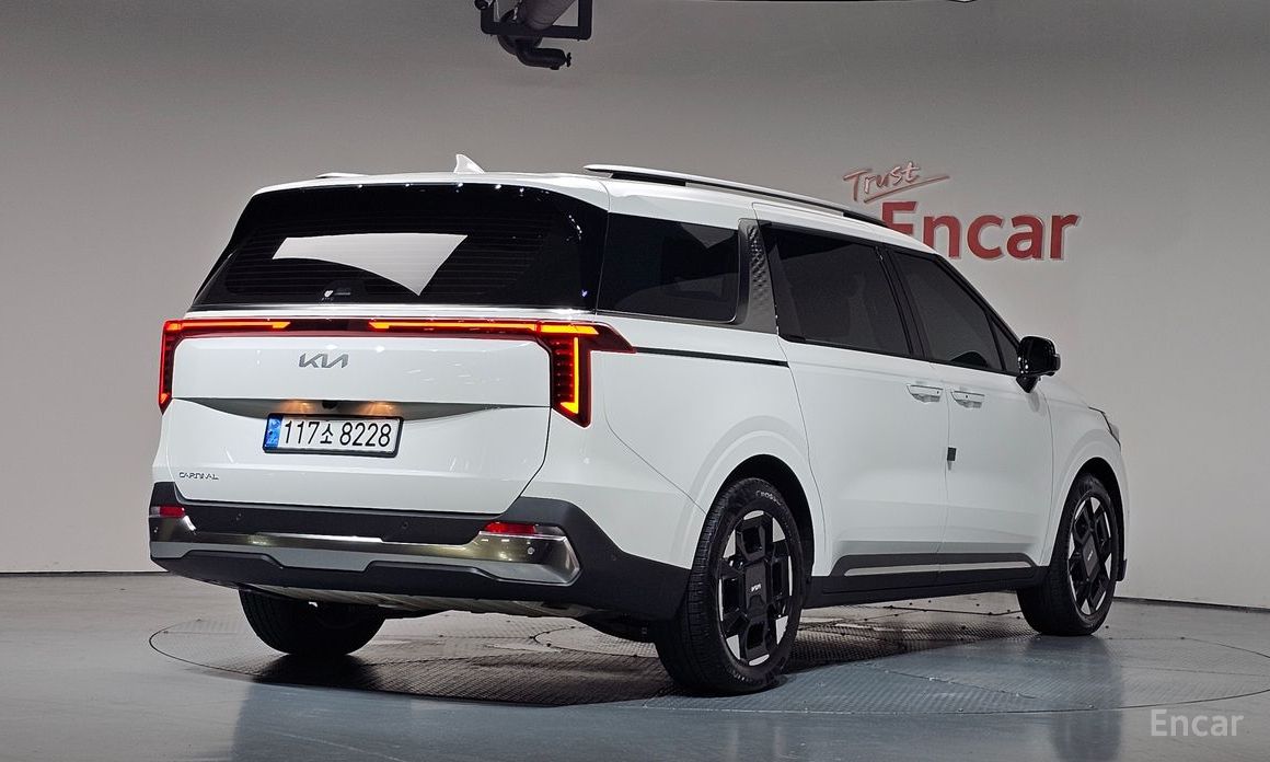 Kia Canival 2025