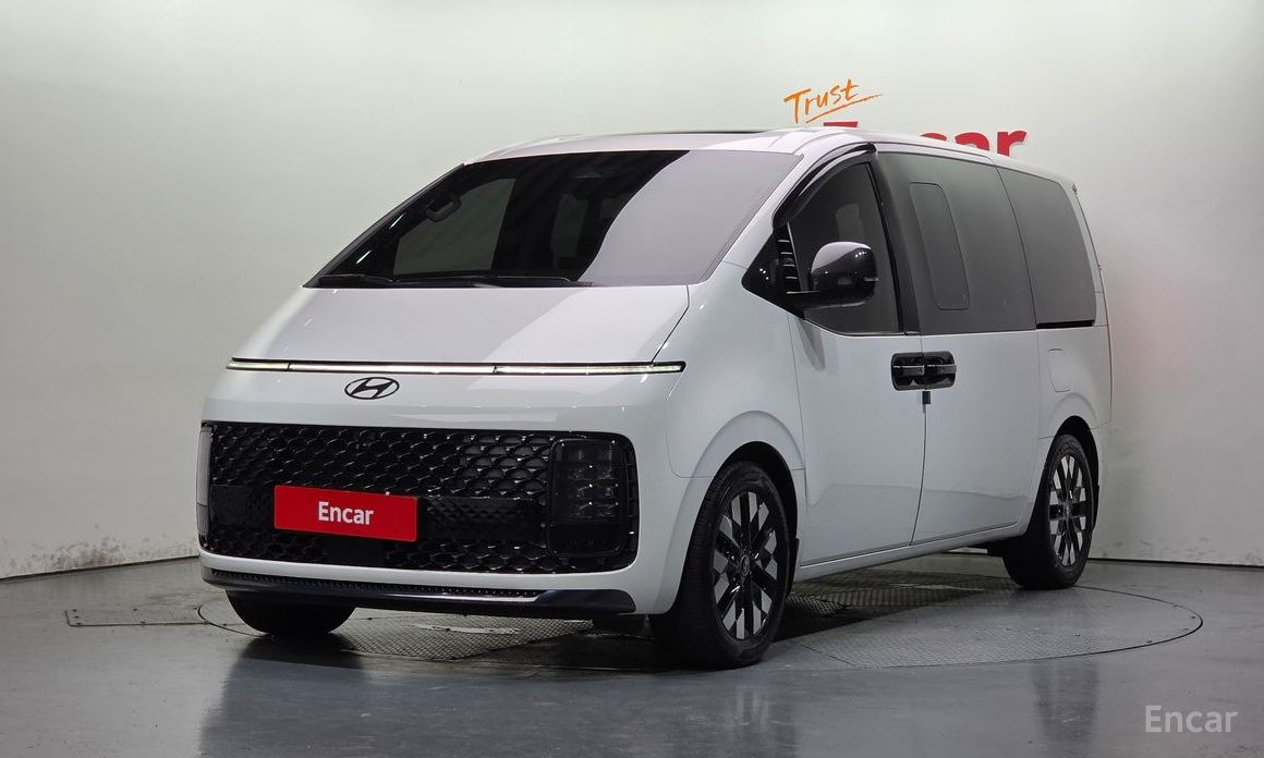 Hyundai Staria 2025