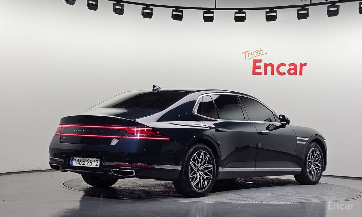 Genesis G90 2023