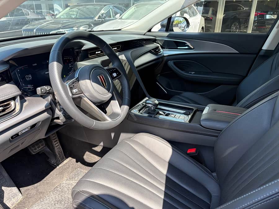 Hongqi H5