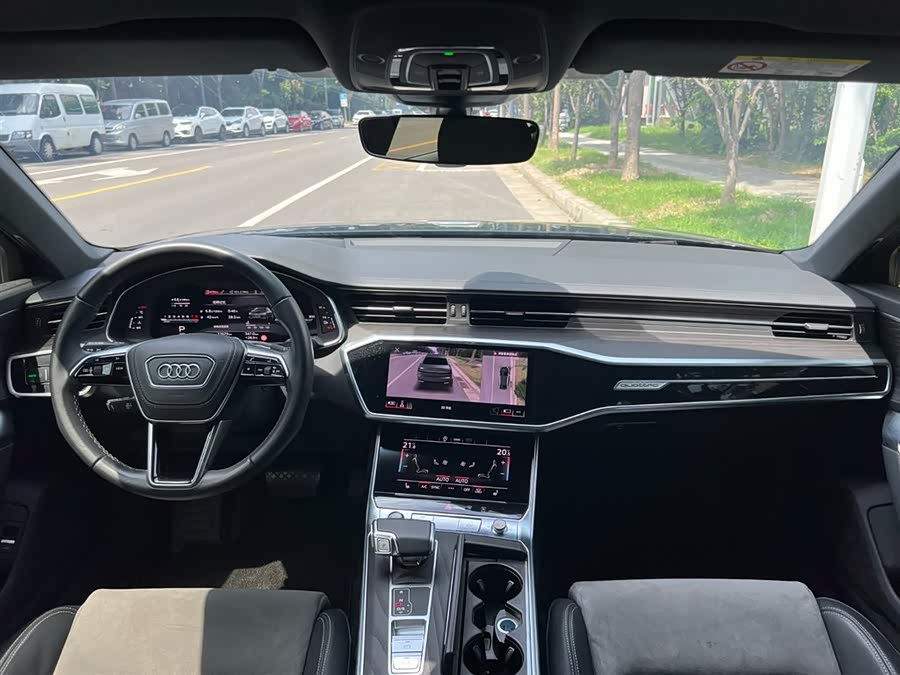 Audi A6L 45 TFSI quattro Premium Elegant