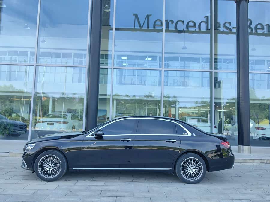 Mercedes-Benz E-Class E 260 L