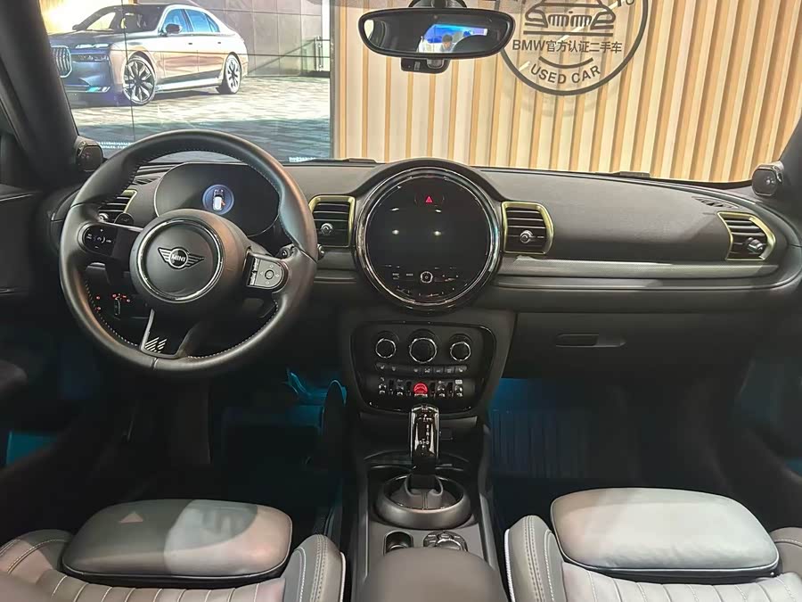 MINI CLUBMAN 2022