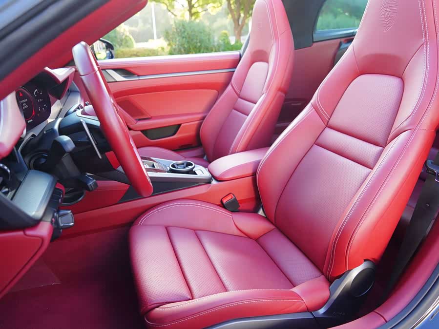 Porsche 911 Carrera
