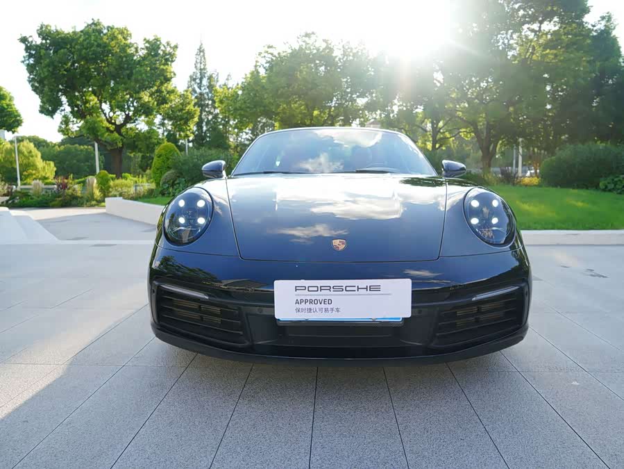 Porsche 911 Carrera