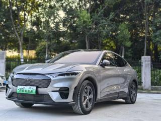 Explorer Mach-e