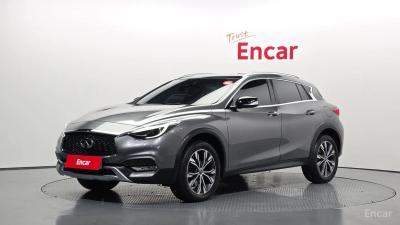 Infiniti QX30