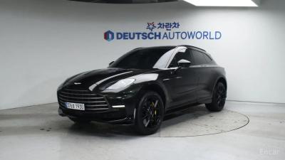 Astonmartin DBX