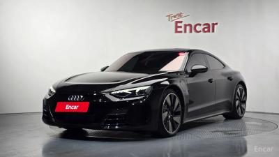 Audi E-tron GT