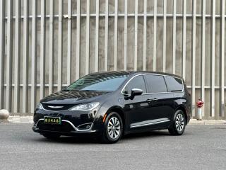 Chrysler Dodge_grand_caravan_phev