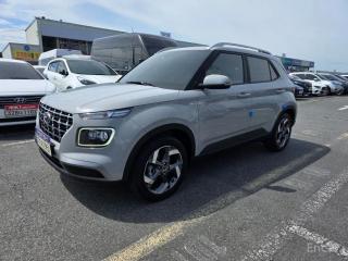 Hyundai Venue
