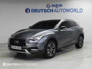 Infiniti QX30