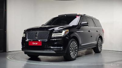 Lincoln Navigator