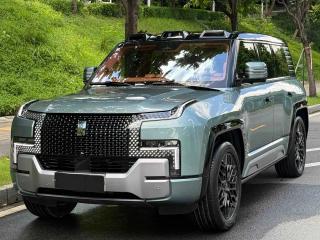 Yangwang U8