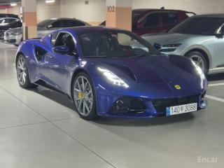 Lotus Emira